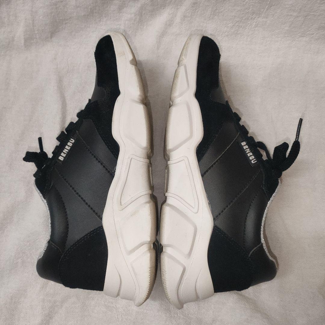 BENESU ブラック スニーカー ジップ ベネシュ 24cm 矯正靴