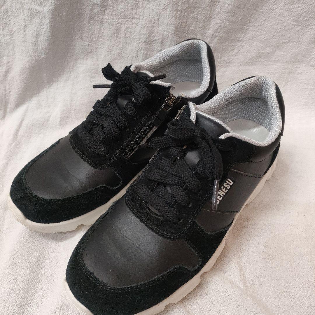 BENESU ブラック スニーカー ジップ ベネシュ 24cm 矯正靴
