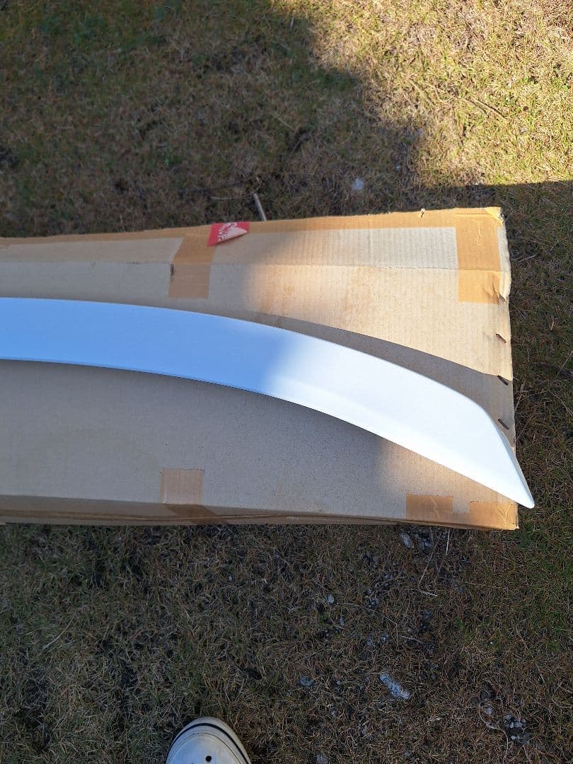 レクサス GS 10系 F SPORTS 純正リアスポイラー