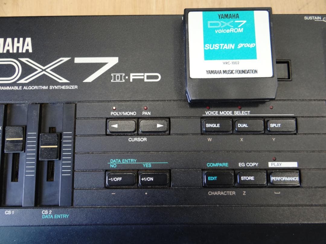 YAMAHA DX7Ⅱ FD 動作確認済