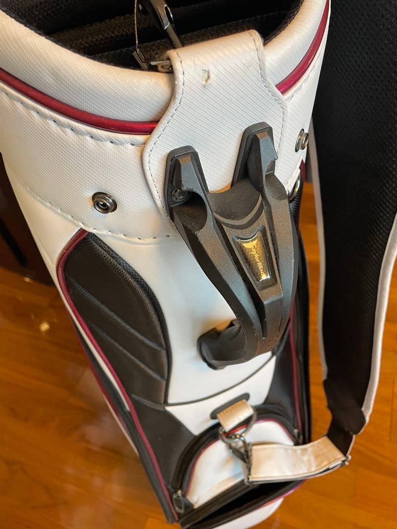 TaylorMade キャディバッグ ホワイト/レッド