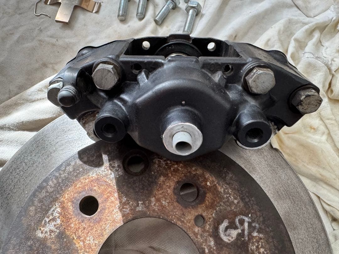 こ*ん様 日産 R32 typeM リアキャリパー & リアブレーキローター 左