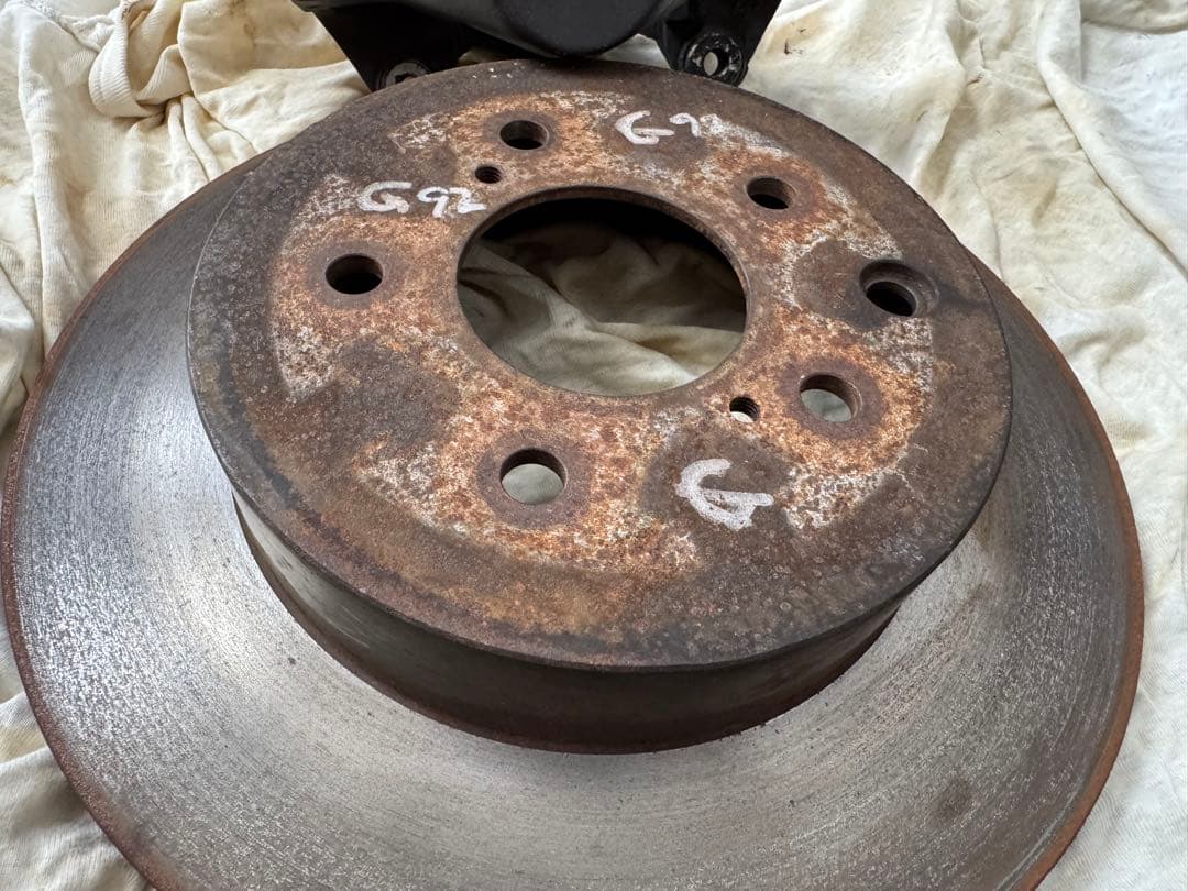 こ*ん様 日産 R32 typeM リアキャリパー & リアブレーキローター 左