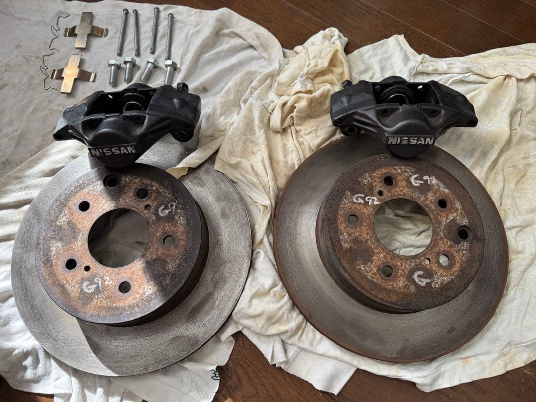 こ*ん様 日産 R32 typeM リアキャリパー & リアブレーキローター 左