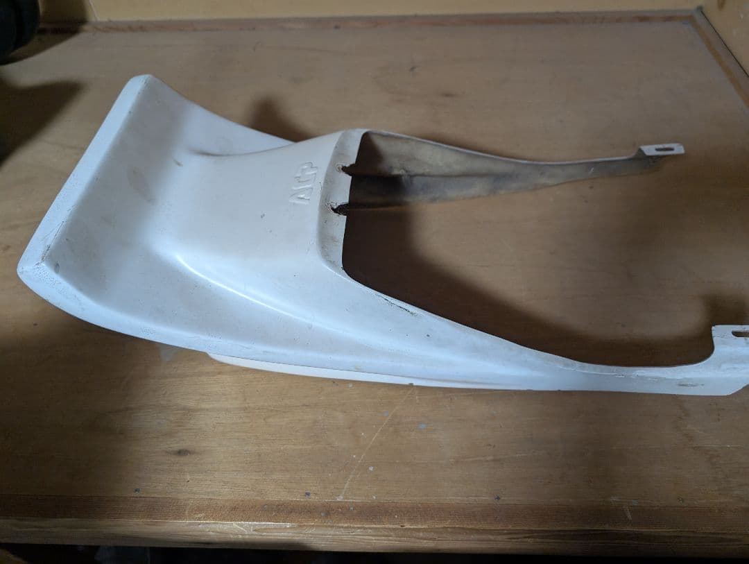 ゼファー400 テールカウルセット