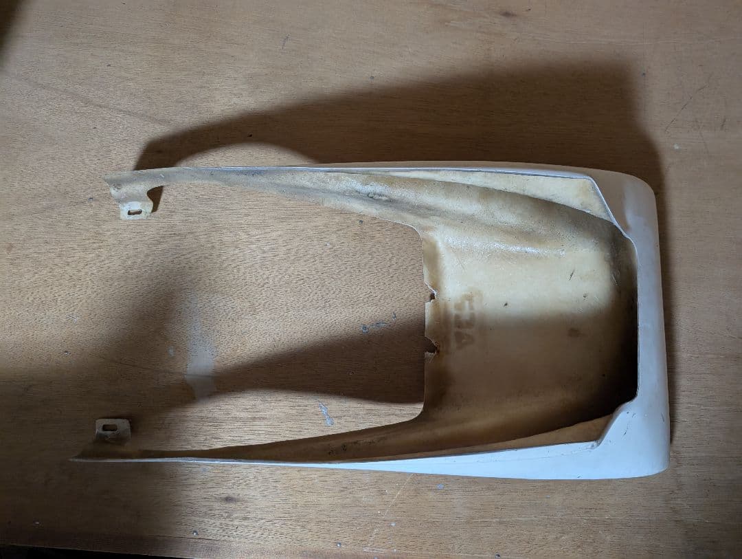 ゼファー400 テールカウルセット