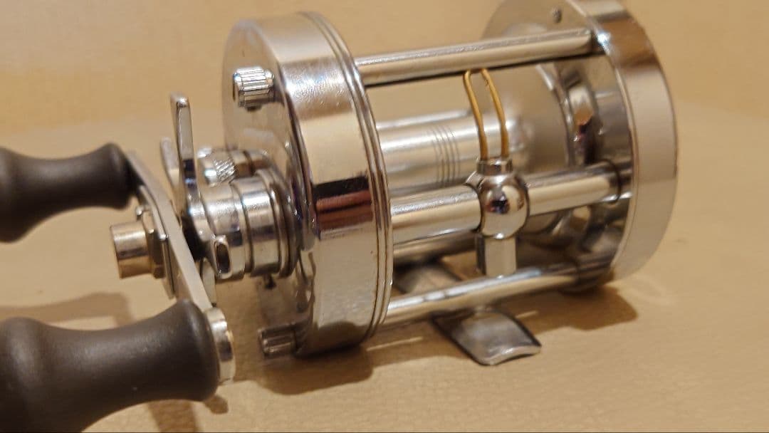 ABU 6500CS ROCKET ベイトリール