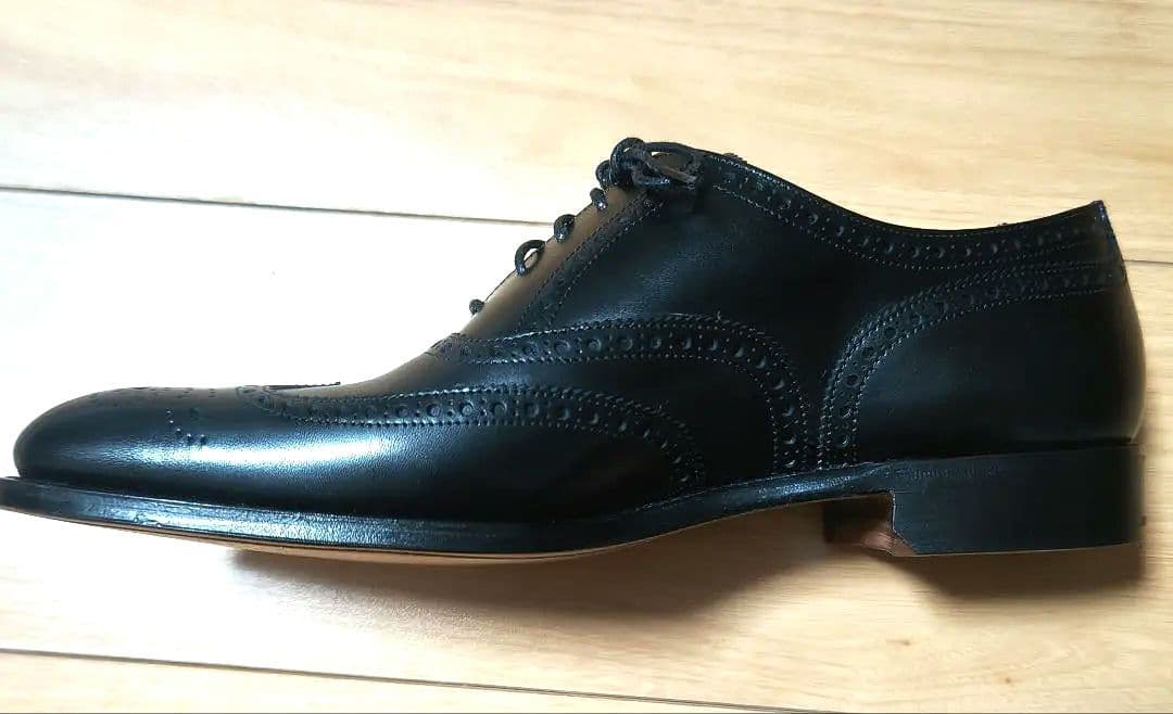 1/12まで値下げ　【未使用】ジョセフ チーニー　8(26.5〜27cm相当)