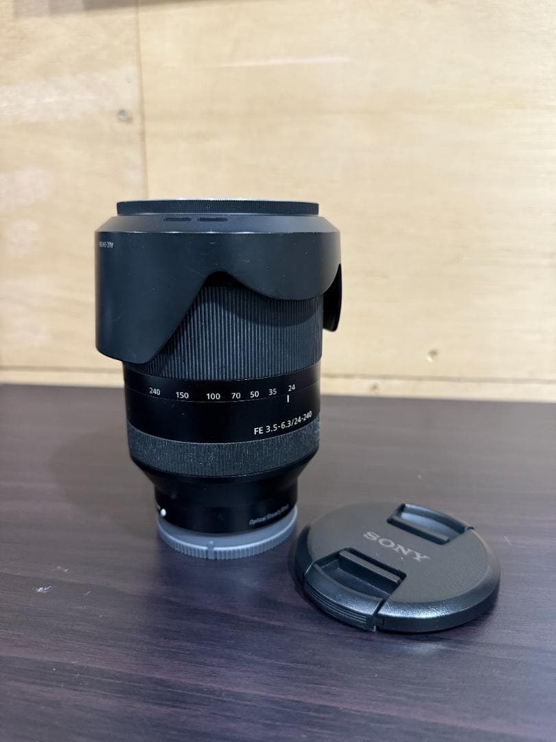 ソニー SONY　SEL24240（ジャンク品）