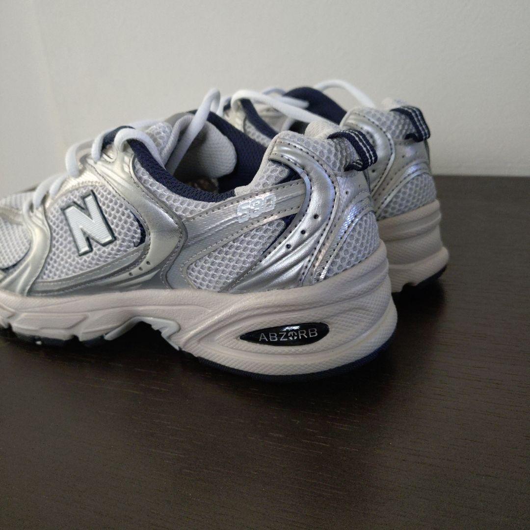 ✨未使用✨ New Balance 530 シルバー 23.0 ニューバランス