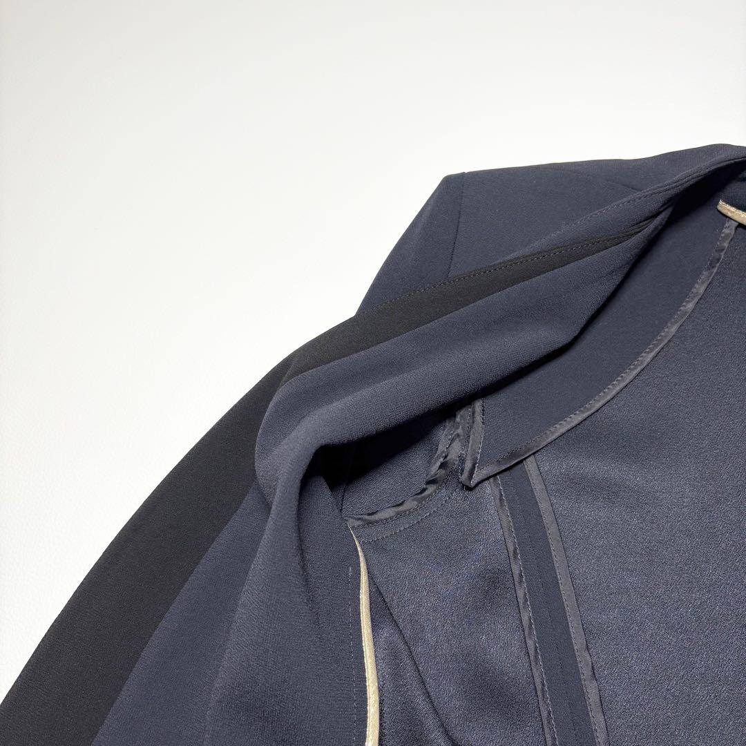 Beige, ベイジ CINDY ノーカラージャケット 近年 ネイビー サイズ2