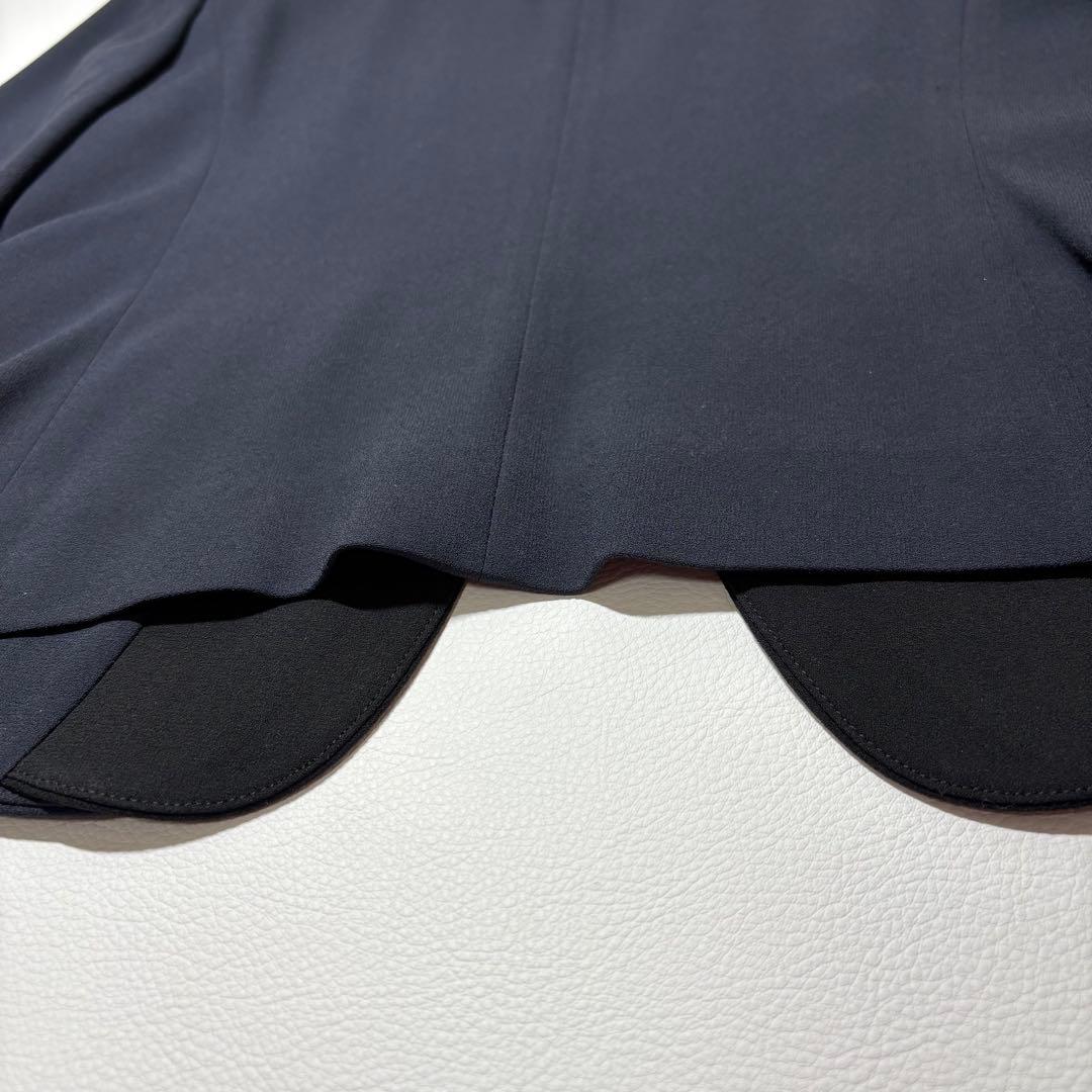 Beige, ベイジ CINDY ノーカラージャケット 近年 ネイビー サイズ2