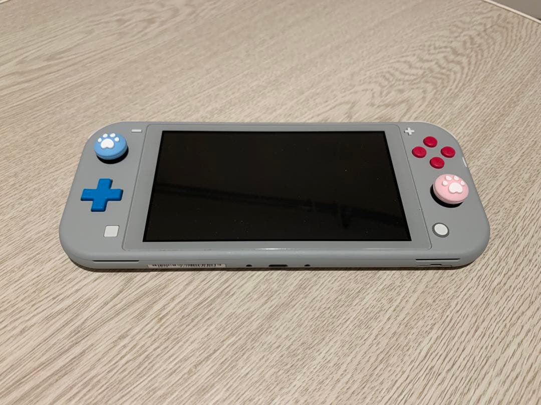 Switch Lite本体ザシアン・ザマゼンタ　ケース、ソフト付