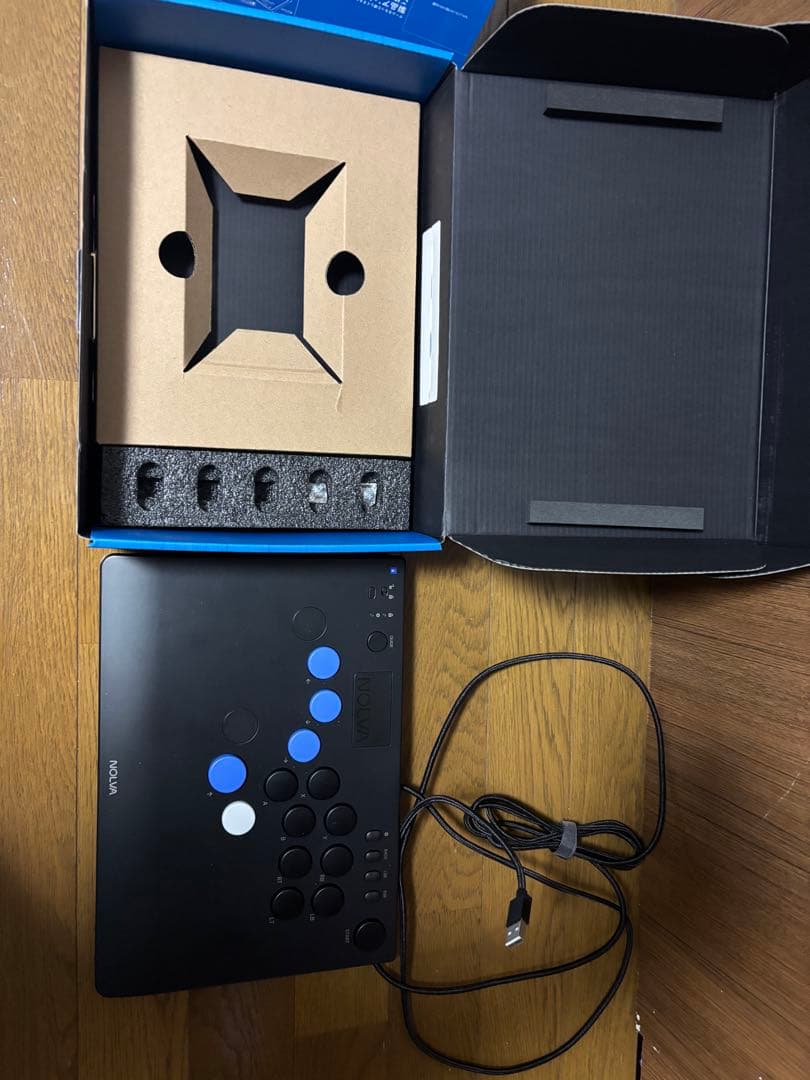 レバーレスコントローラー　Hori