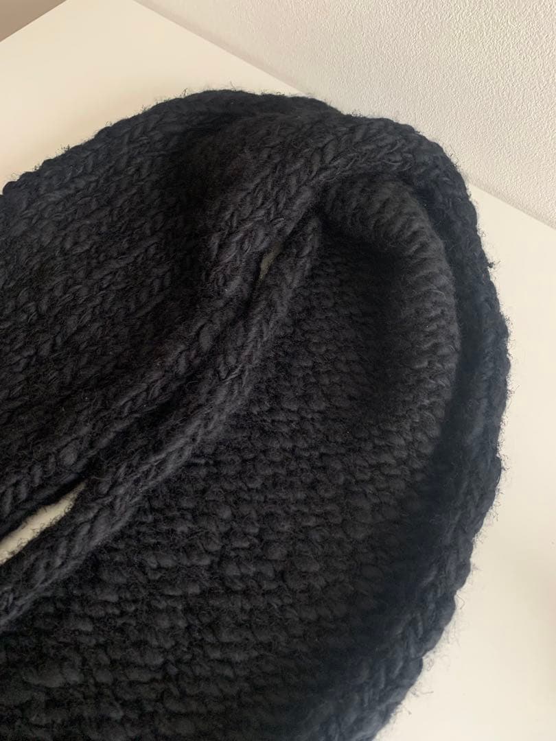 kota gushiken マフラー　ブラック