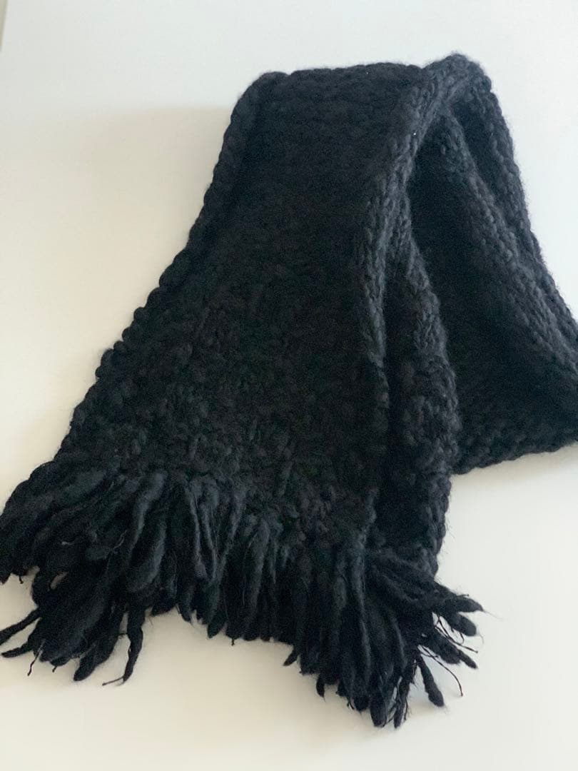 kota gushiken マフラー　ブラック