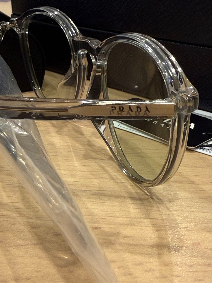 PRADA プラダ サングラス SPR05X-F イエローグリーン×クリア