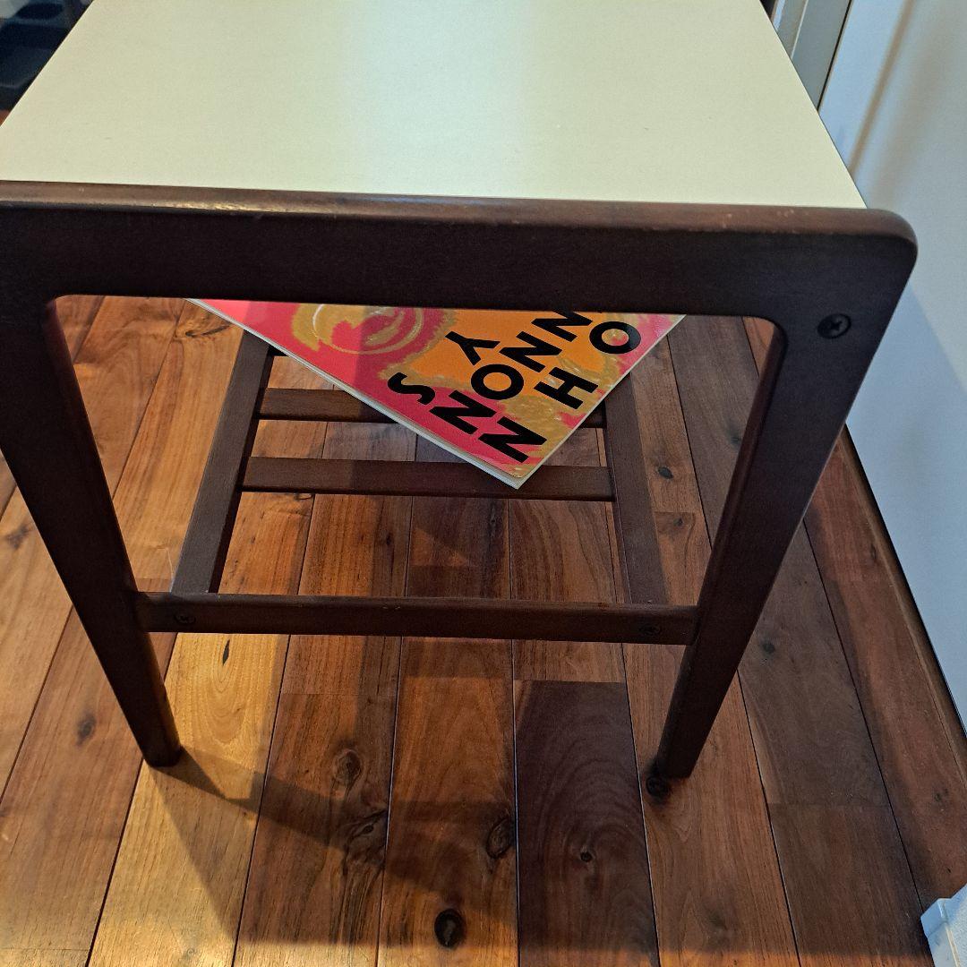 オールドカリモク　名作　コーヒーテーブル　サイドテーブル　白　茶