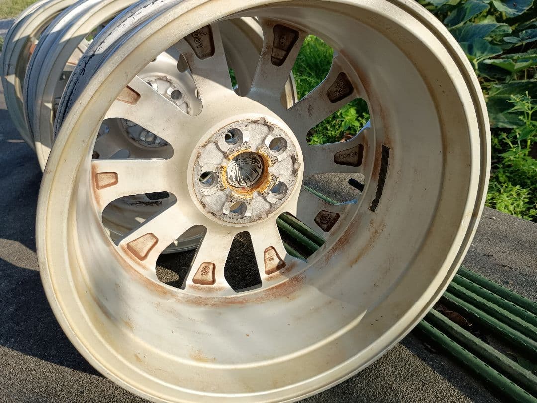 トヨタ 16インチ カローラツーリング純正ホイール