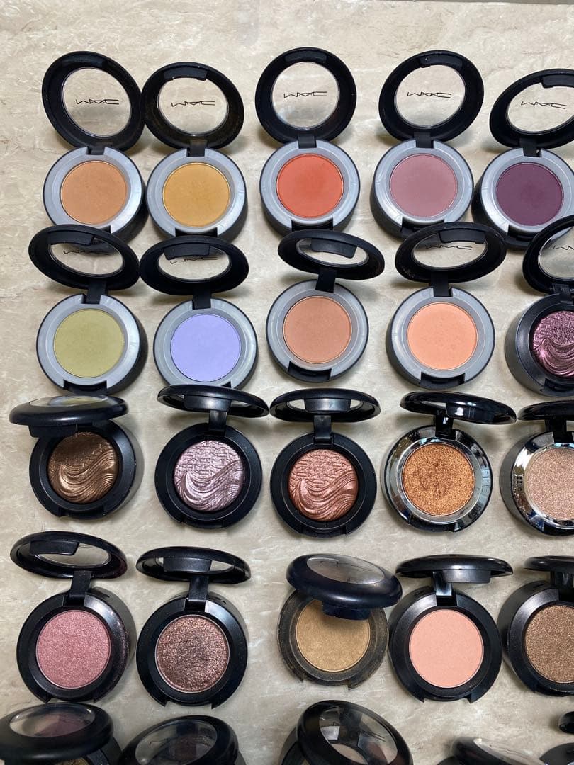 最終値下げ！MAC パウダーアイシャドウ セット　まとめ売り！全40色