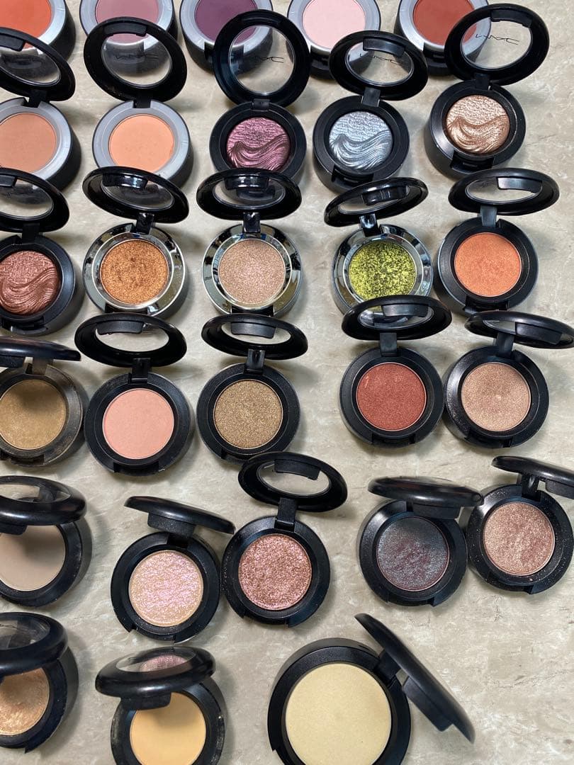 最終値下げ！MAC パウダーアイシャドウ セット　まとめ売り！全40色