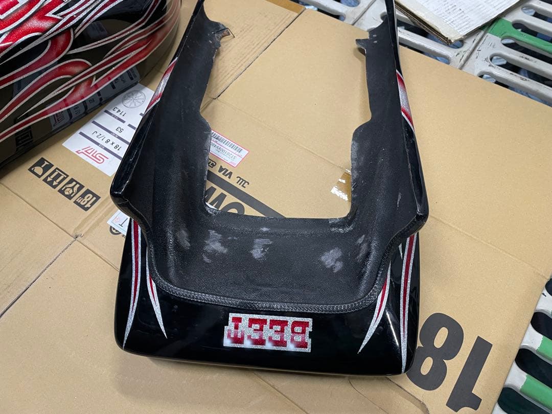 CBX400F 外装　タンク　アルフィン　BEET nc07 CBX550F