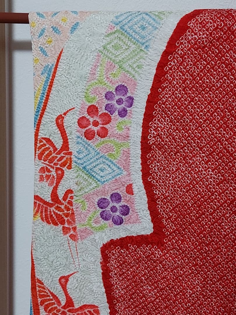 み様、専用です。赤い花柄絞り正絹着物 お宮参り用