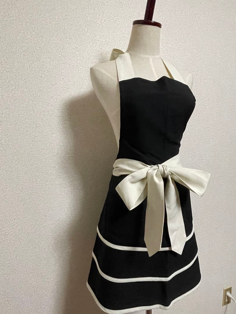 最終値下げ！！ 高級ブランド　アームボーテ　白黒　リボン　エプロン