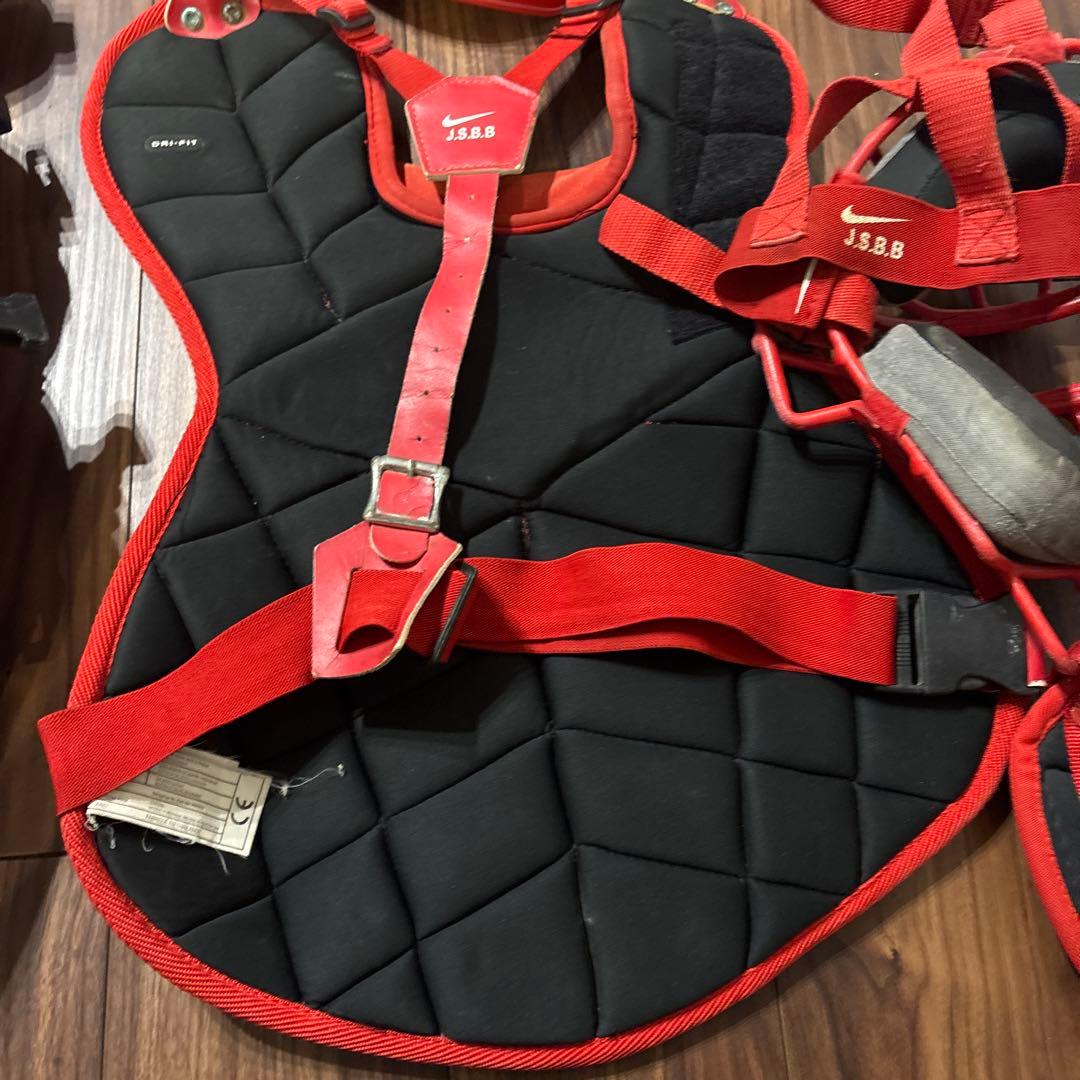 Nike キャッチャー用具セット レッド