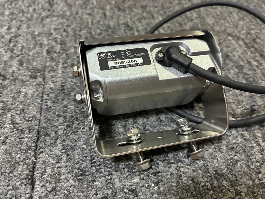 クラリオン　cc-6600 リアカメラ　新古品　clarion バックモニター