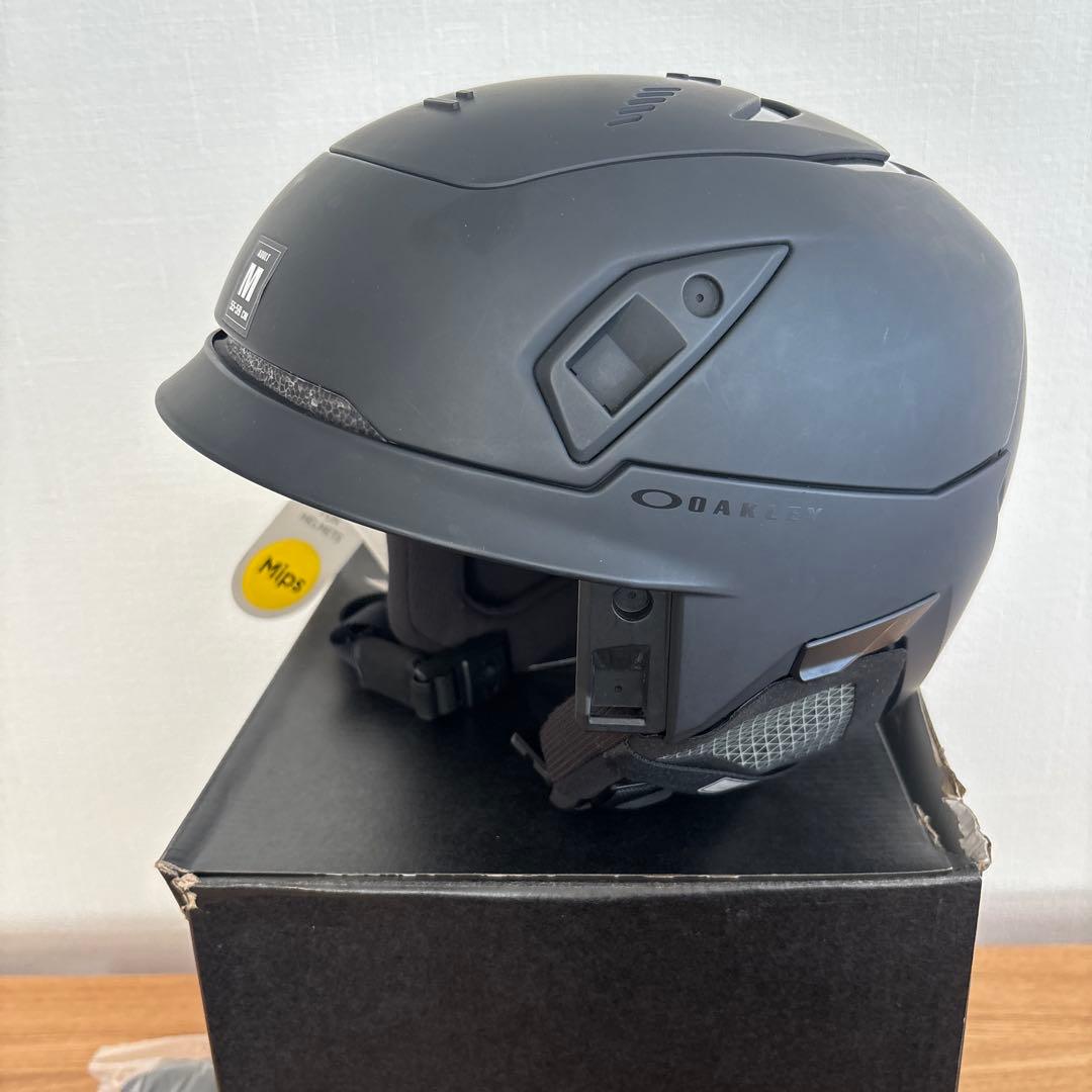 OAKLEY　MOD7　オークリー　スノーボード ヘルメット　スキー