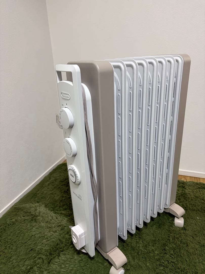 デロンギオイルヒーター　RHJ21F0812 VertiCaldo