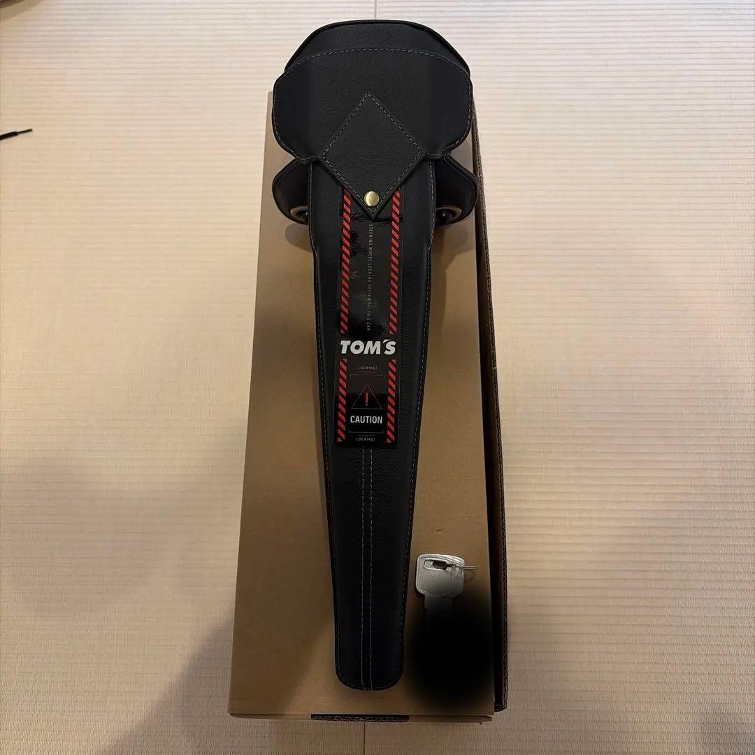 極美品　TOM'S ステアリングロック 鍵付き
