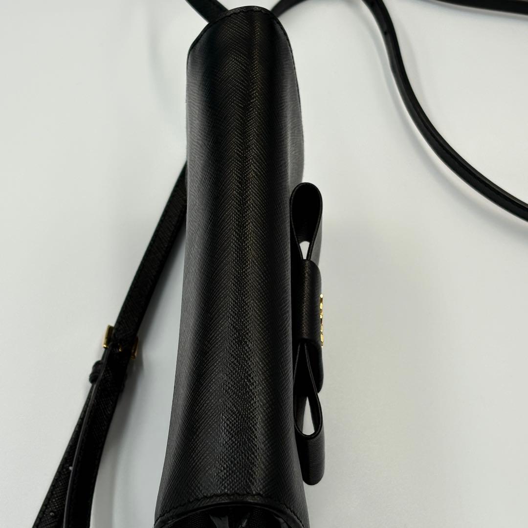 PRADAサフィアーノショルダーバッグウォレットブラック ゴールド金具20cm