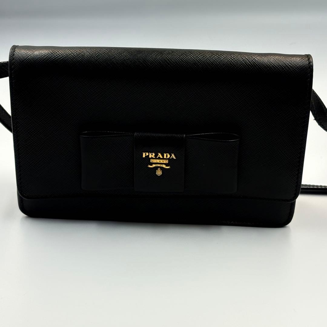 PRADAサフィアーノショルダーバッグウォレットブラック ゴールド金具20cm