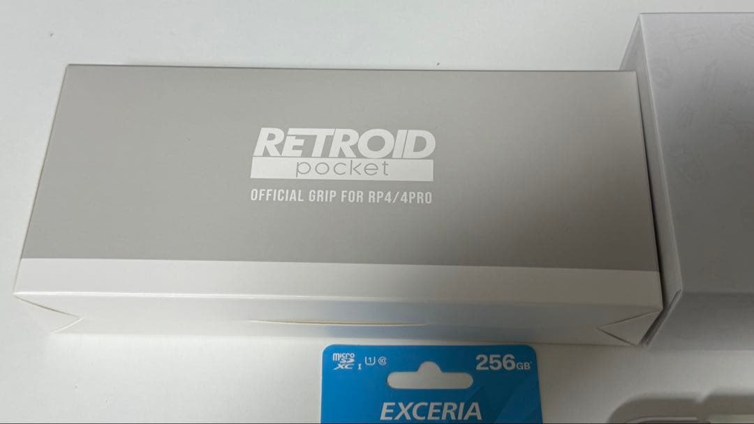 Retroid Pocket4Pro 純正グリップなど付レトロイドポケット4プロ