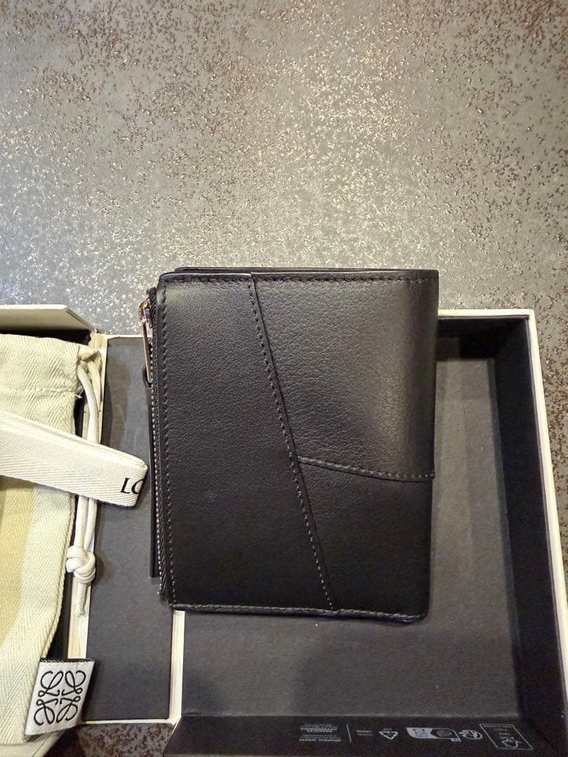 LOEWE パズルスリムコンパクトウォレット(クラシックカーフ)