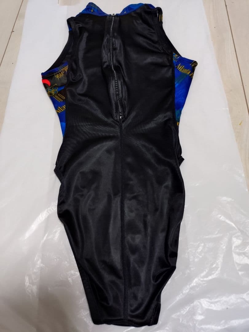 SPEEDO　競泳水着　アトランタオリンピックモデル　黒/赤/青 　Mサイズ