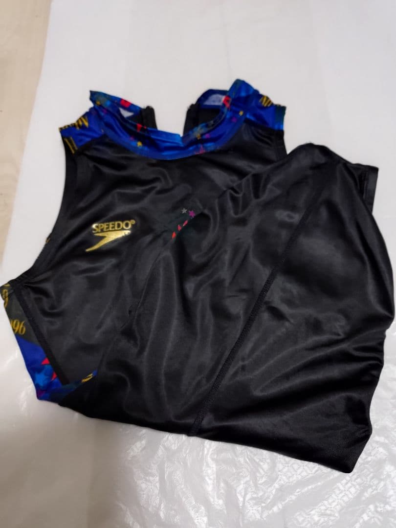 SPEEDO　競泳水着　アトランタオリンピックモデル　黒/赤/青 　Mサイズ