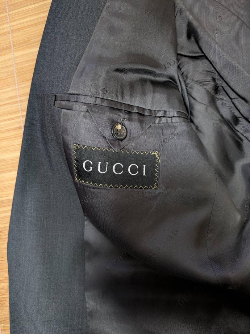 【たかさん専用】GUCCI ダークグレー シングルブレストスーツ パンツ付き