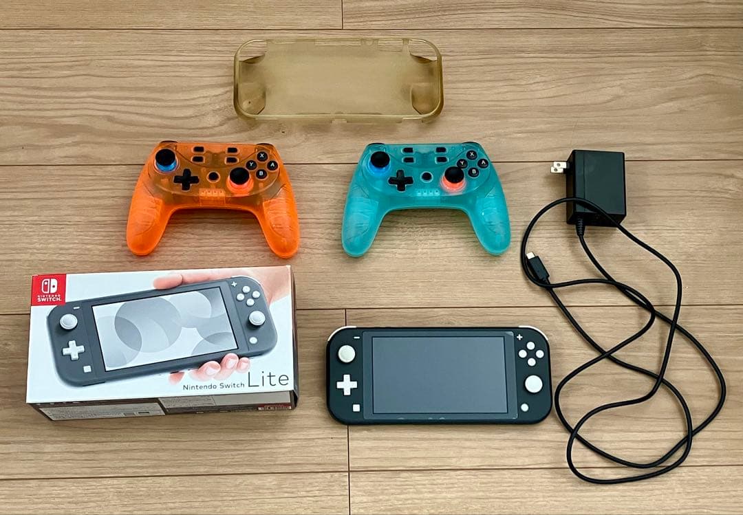 NintendoSwitchLite 本体セット ワイヤレスコントローラー2個付