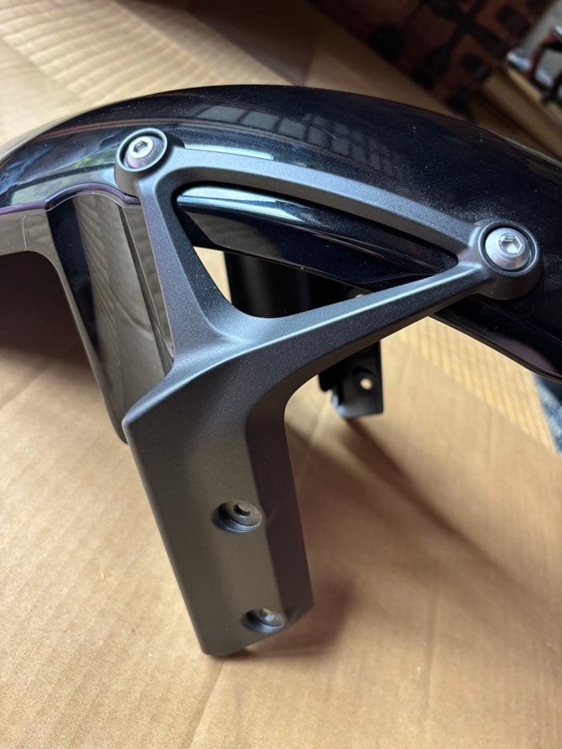 Z900RS cafe純正フロントフェンダー　アーム　ブラック