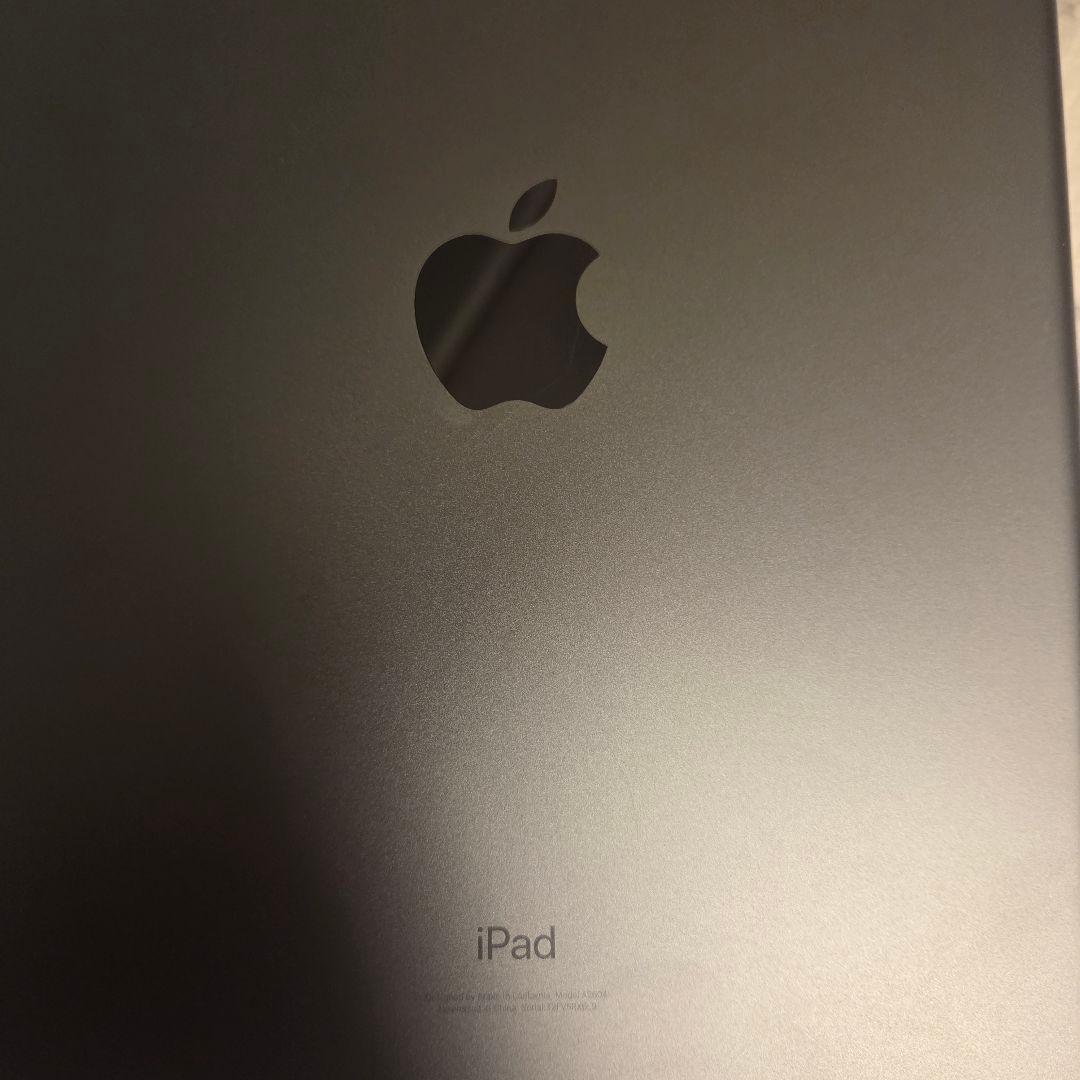Apple iPad　本体　第9世代　SIMフリー