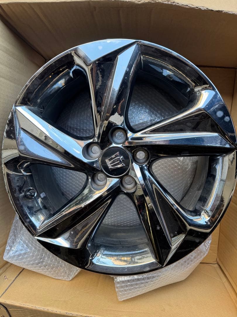 220クラウンRS前期ホイール1本