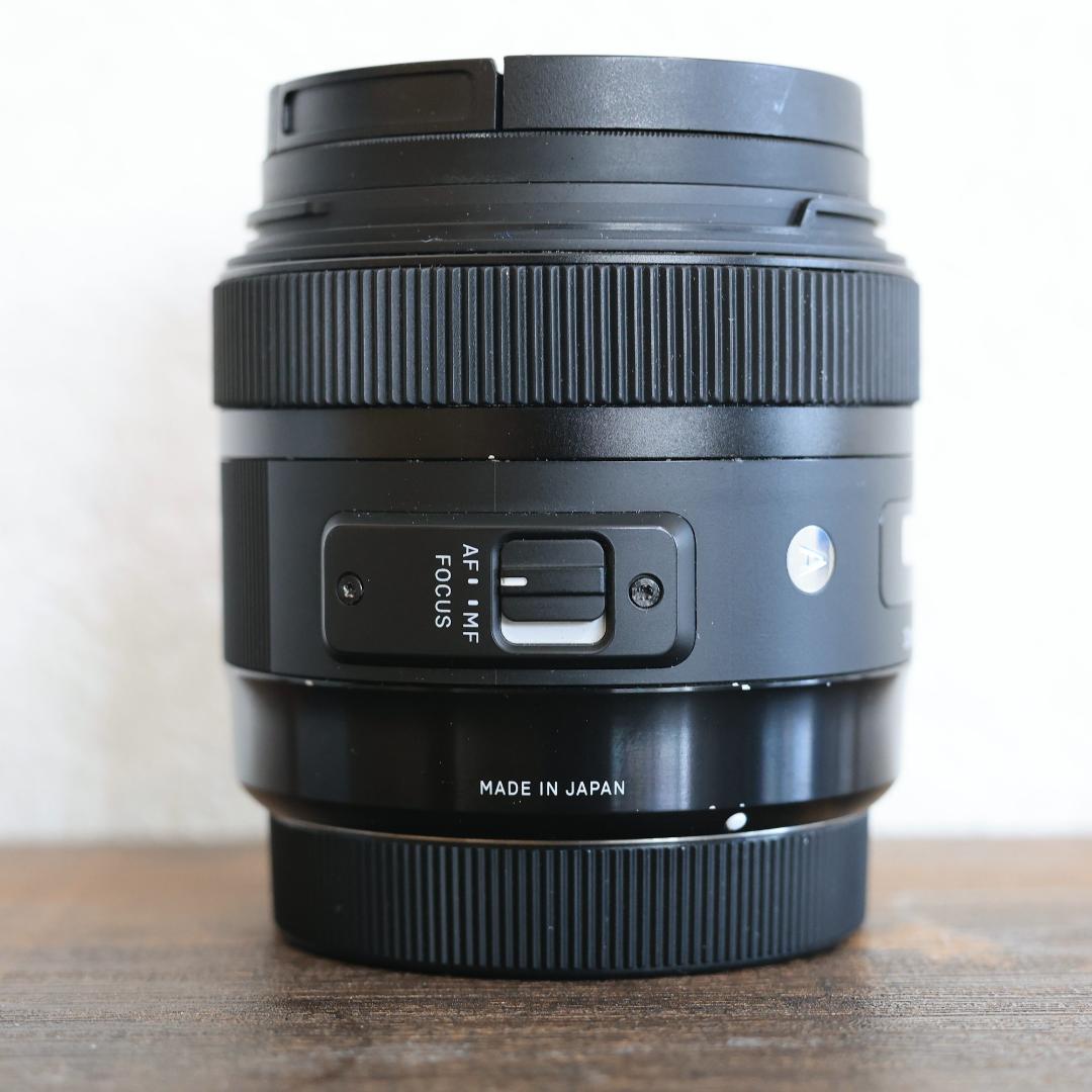 SIGMA 30mm F1.4 DC HSM Art 【EFマウント】
