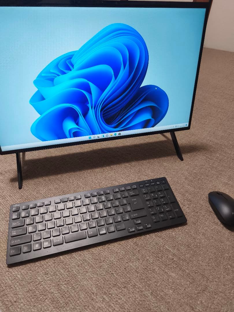 t*4様 ESPRIMO FH77/H3B Windows11 Core i7