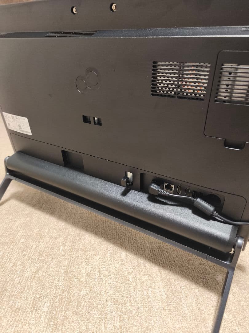 t*4様 ESPRIMO FH77/H3B Windows11 Core i7