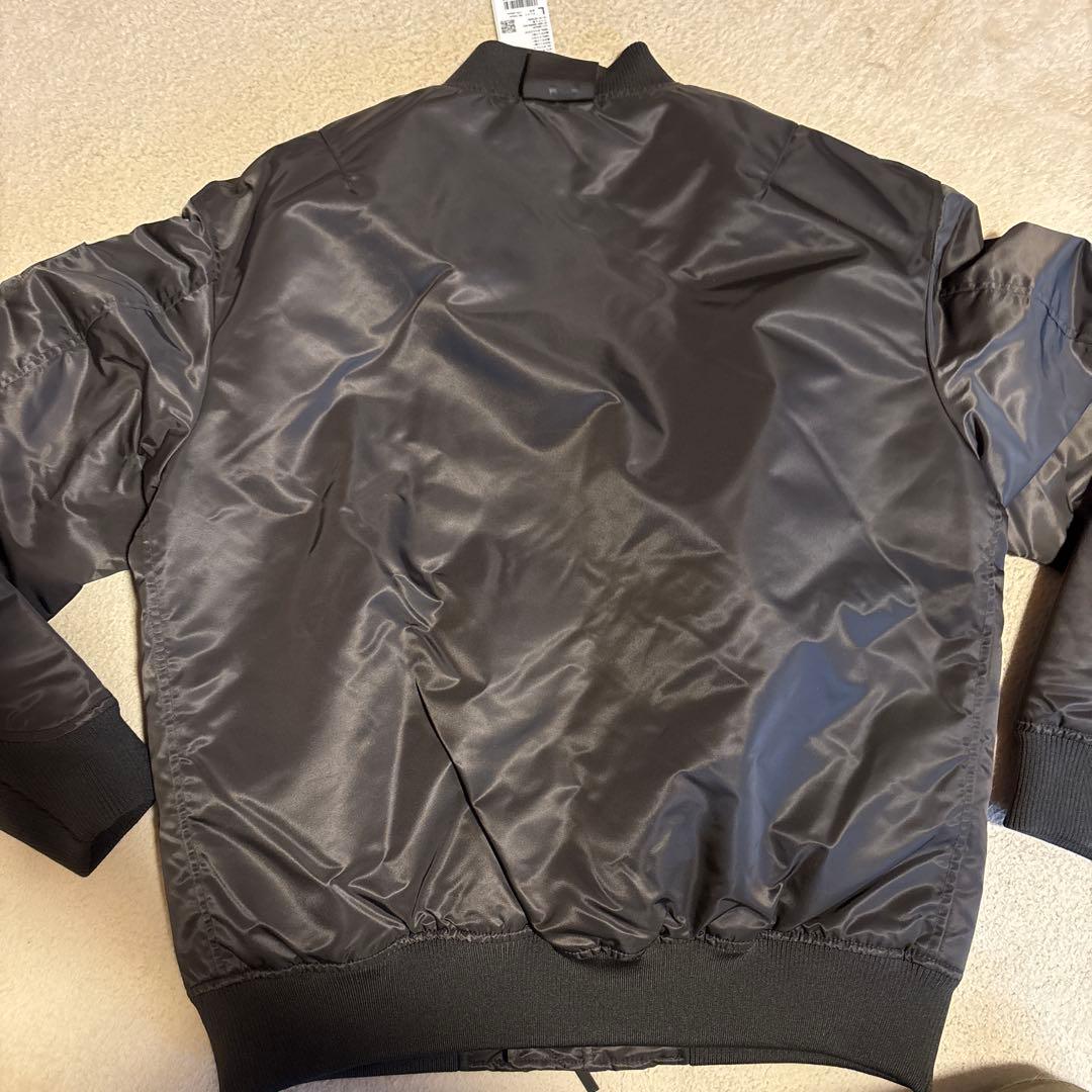 ユニクロ　+J復刻ハイブリッドダウンオーバーサイズMA1 サイズ グレイ　L