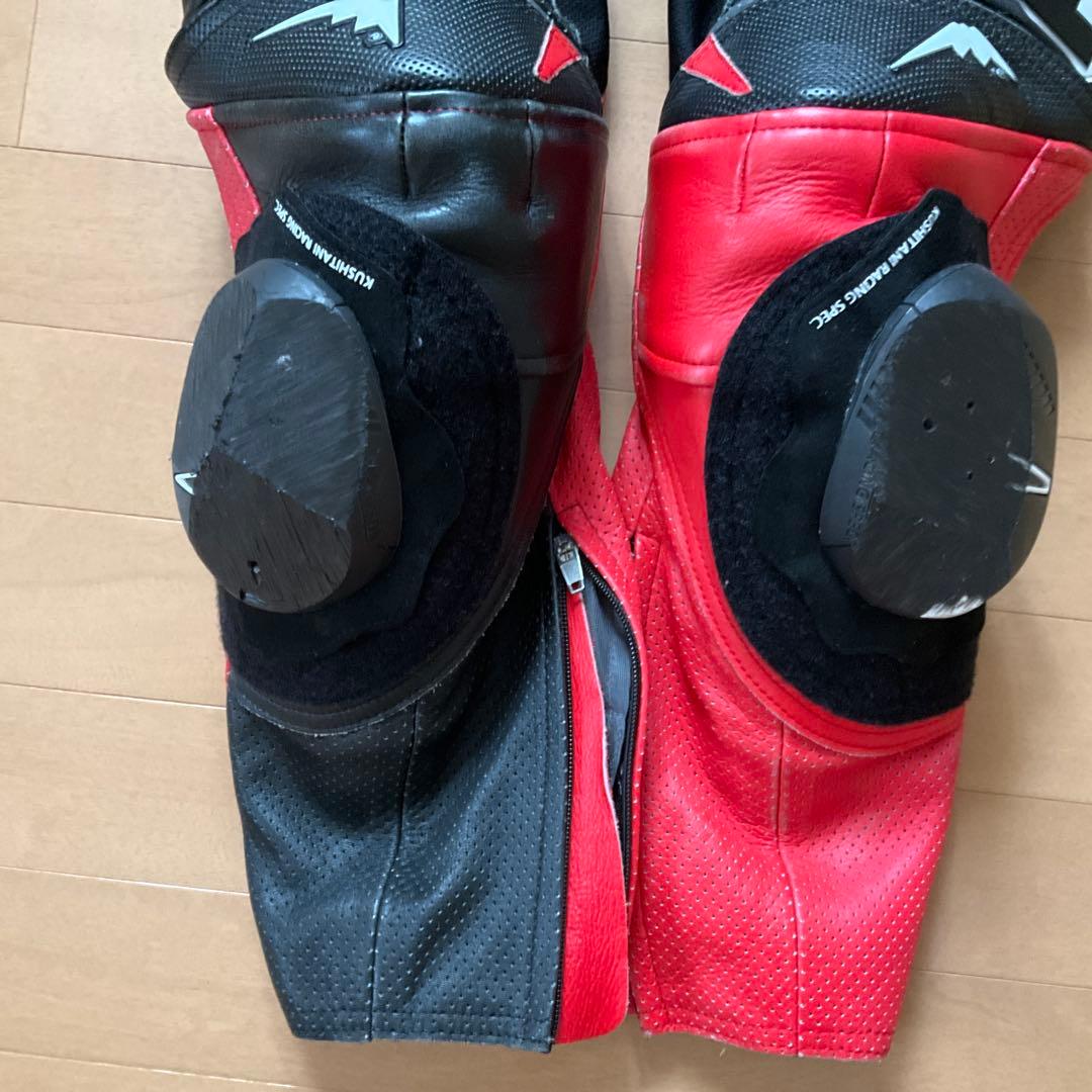 KUSHITANI バイク用革ツナギ 黒/赤　M/Lサイズ　前後プロテクター付