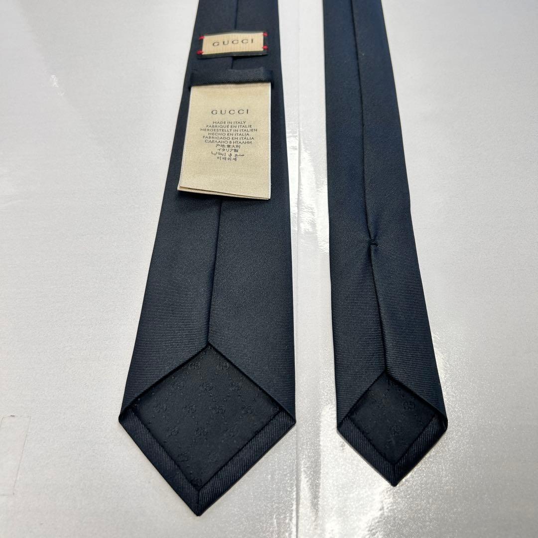 GUCCI グッチ 極美品 近年タグ GG レア ビーネクタイ蜂 人気 ブラック